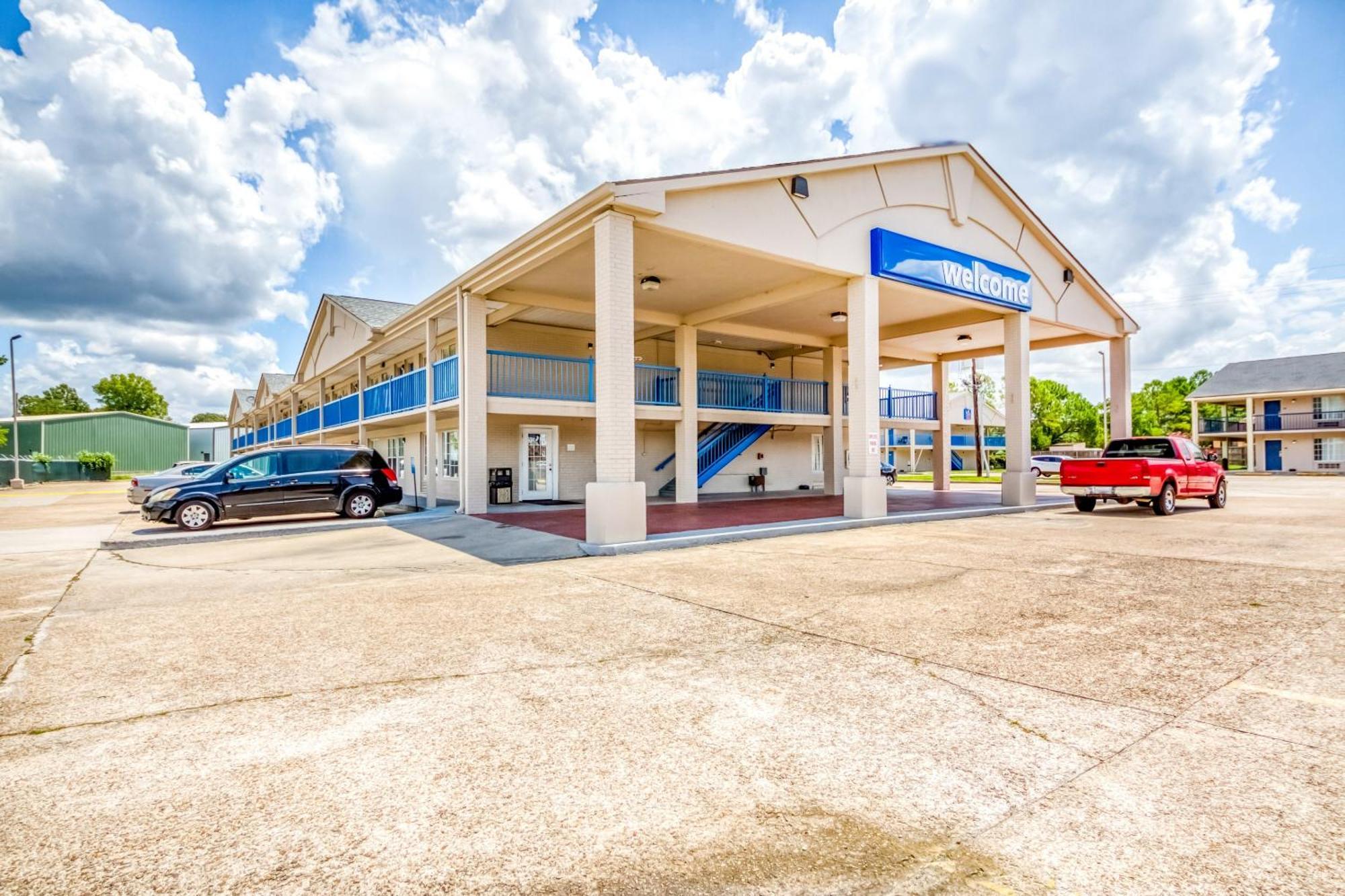 Oyo Hotel Baton Rouge East I-12 Louisiana ภายนอก รูปภาพ