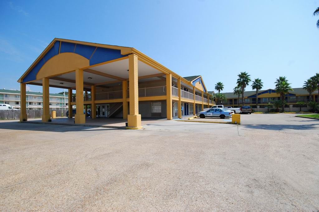 Oyo Hotel Baton Rouge East I-12 Louisiana ภายนอก รูปภาพ