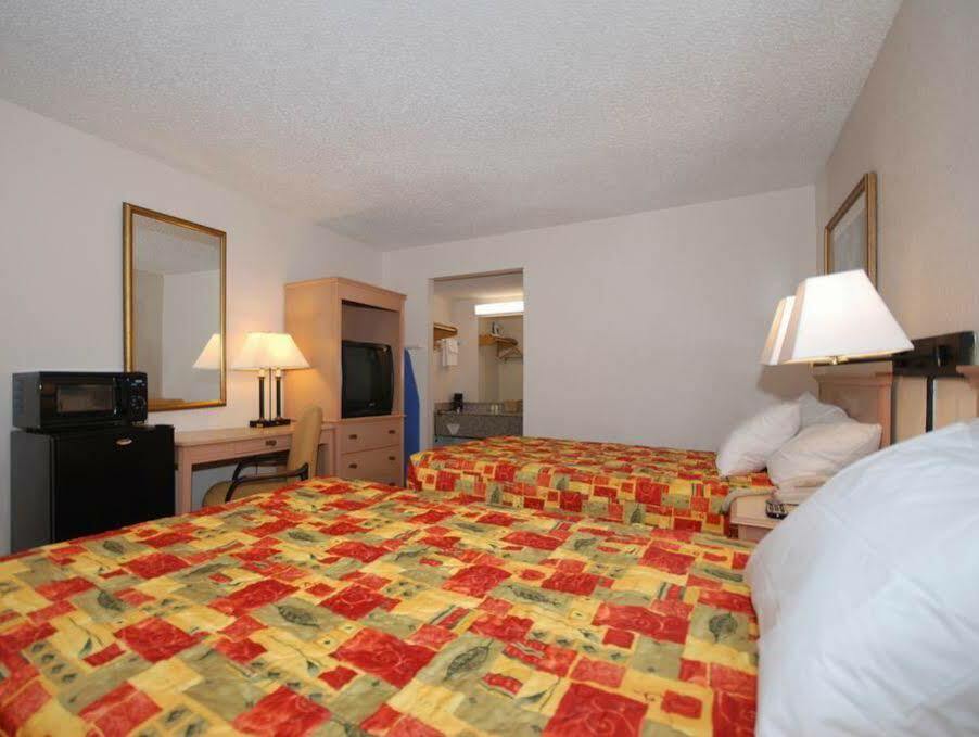 Oyo Hotel Baton Rouge East I-12 Louisiana ภายนอก รูปภาพ