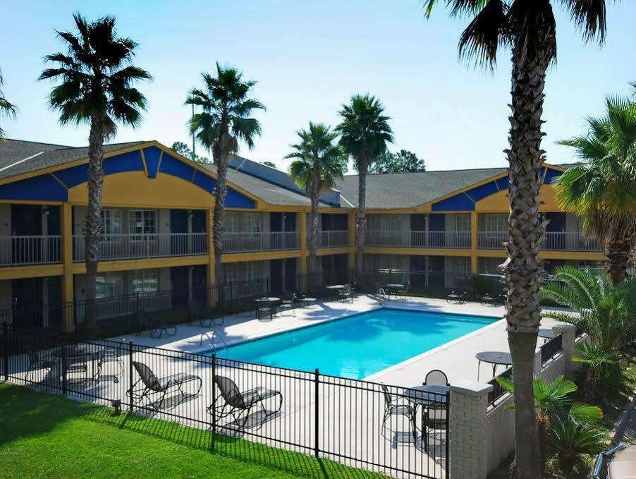 Oyo Hotel Baton Rouge East I-12 Louisiana ภายนอก รูปภาพ